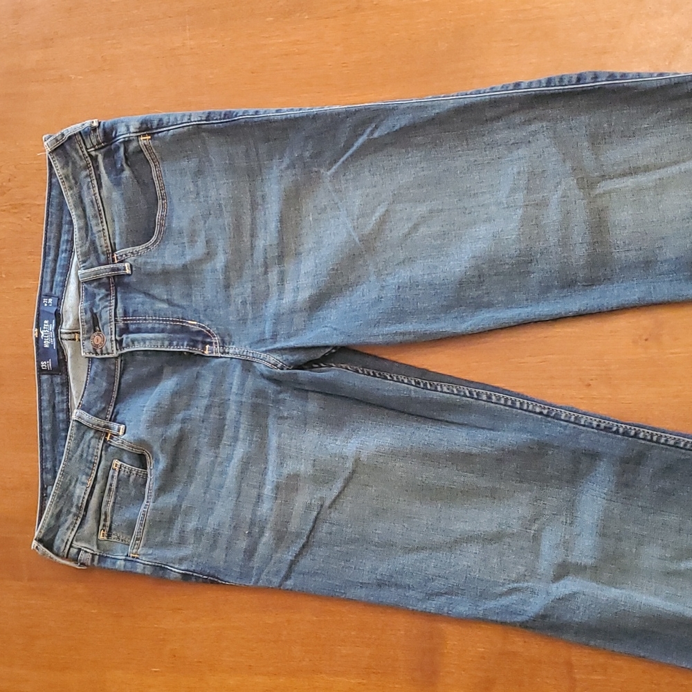 Hollister jeans